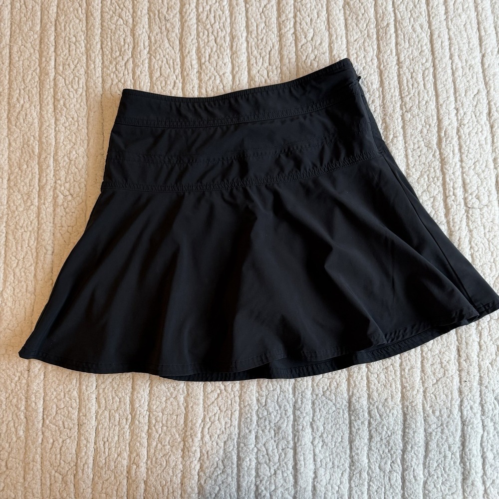 Athleta Skort Women's 2 Black Skirt‎ Polyester Spandex Lightweight Stretch Golf